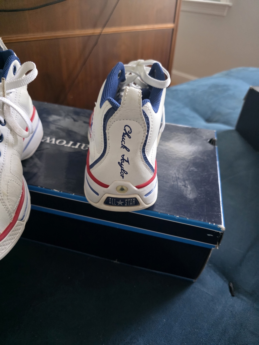 White High-Top Men's Athletic Sneakers with Navy & Red Trim - Picture 5 of 7